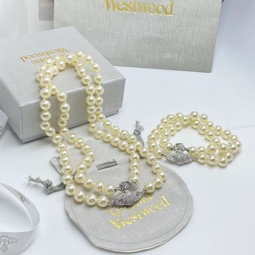 Vivienne Westwood Pearl Necklace